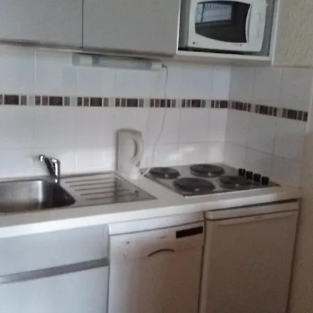 - 2 Pieces, 5 Pers, Balcon, Parking, Proche Remontees, Expose Sud/ouest - Fr-1-676-83 Apartment Chatel