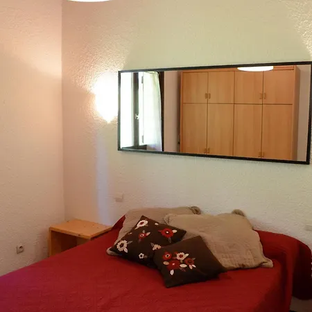Apartment - 2 Pieces, 5 Pers, Balcon, Parking, Proche Remontees, Expose Sud/ouest - Fr-1-676-83