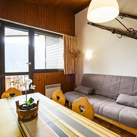 - 2 Pieces, 5 Pers, Balcon, Parking, Proche Remontees, Expose Sud/ouest - Fr-1-676-83 *